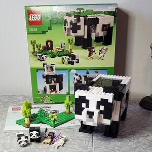 LEGO Panda Playset with Black and White Bricks